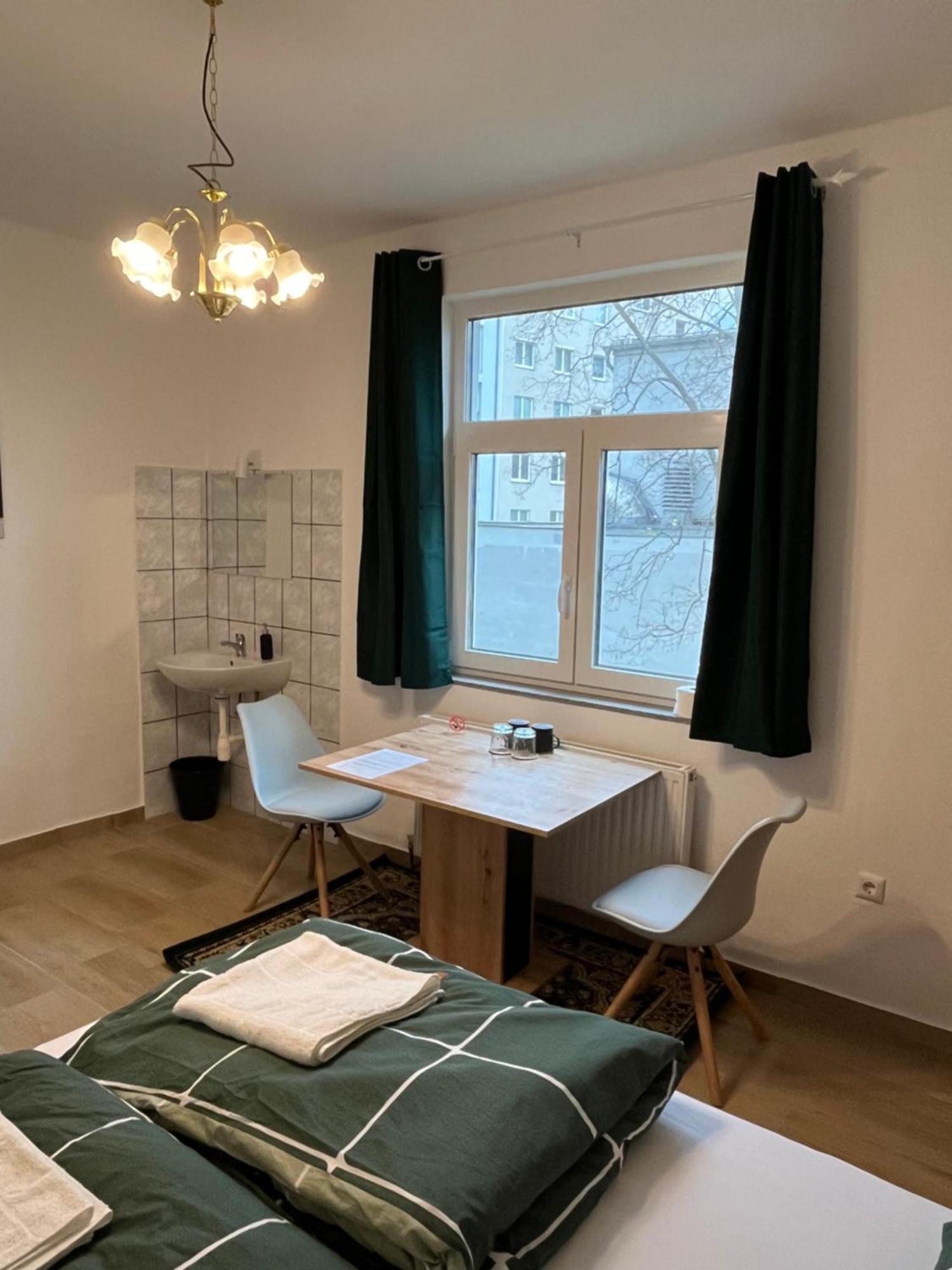 Traveler Lodging Wien Eksteriør bilde